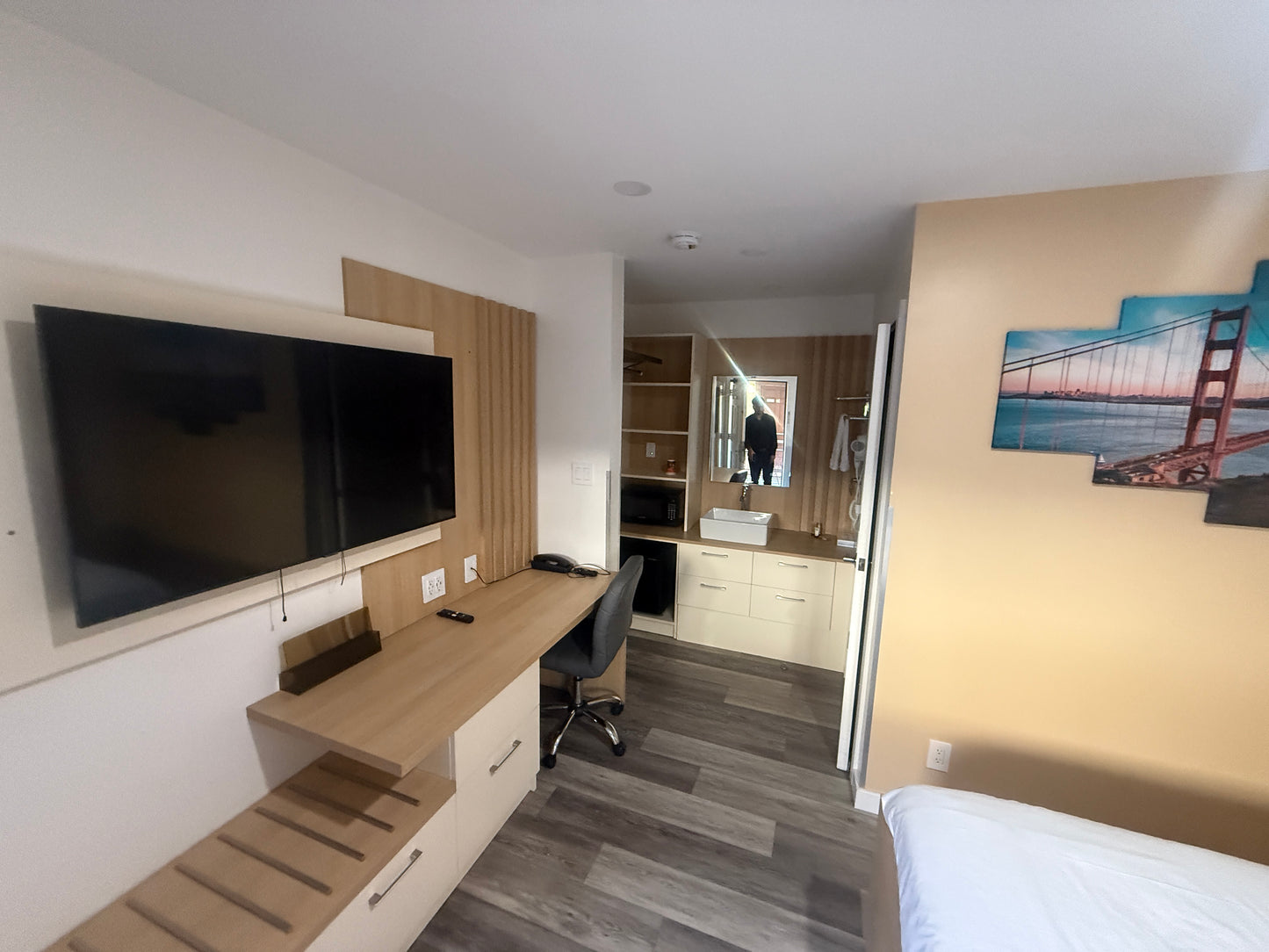 BASS VAULT WEEKENDER – QUADSTYLE - 4 Tix + Hotel (2 Queen Beds)
